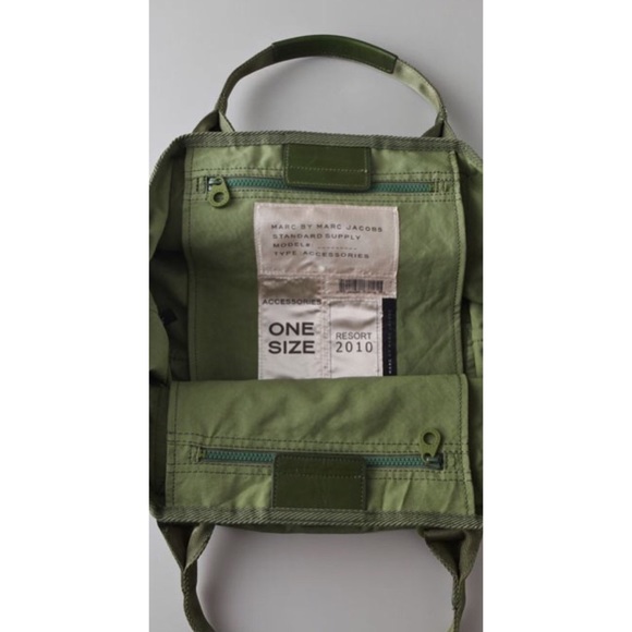 [MARC JACOBS] Standard Supply Tote - Picture 3 of 7